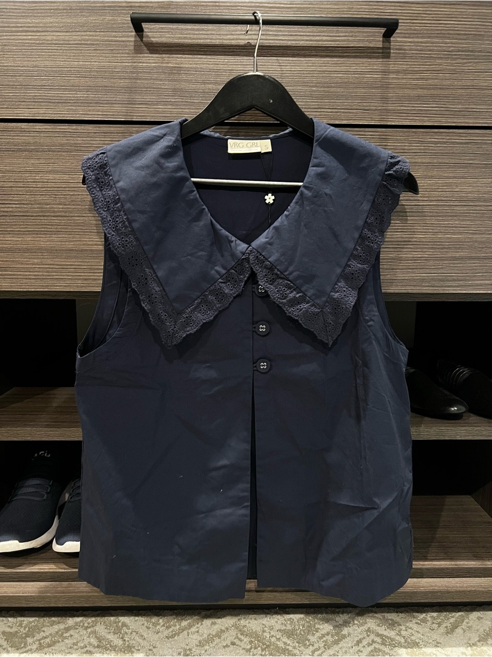 NWT VRG Girl Navy Sleeveless Blouse with Lace Collar